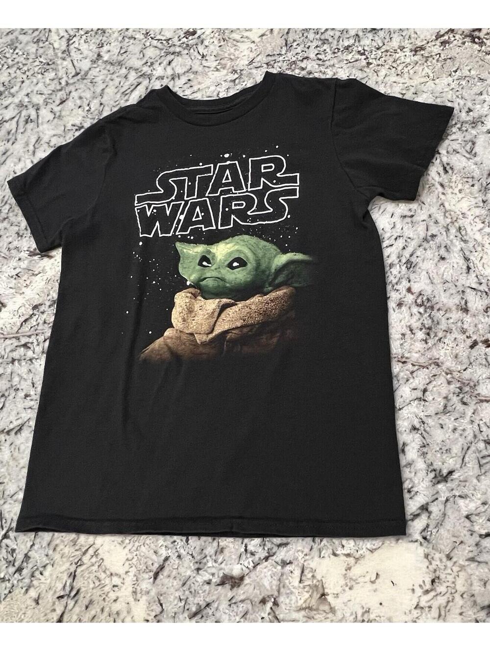 Star Wars Mandalorian Baby Yoda Tee Shirt Youth Size M Black